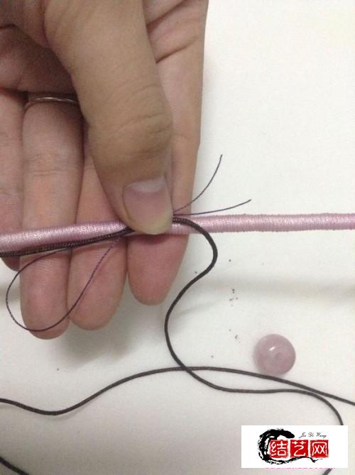 简单绕线手工编织手链绳方法，学习如何编织手链简单方法图解
