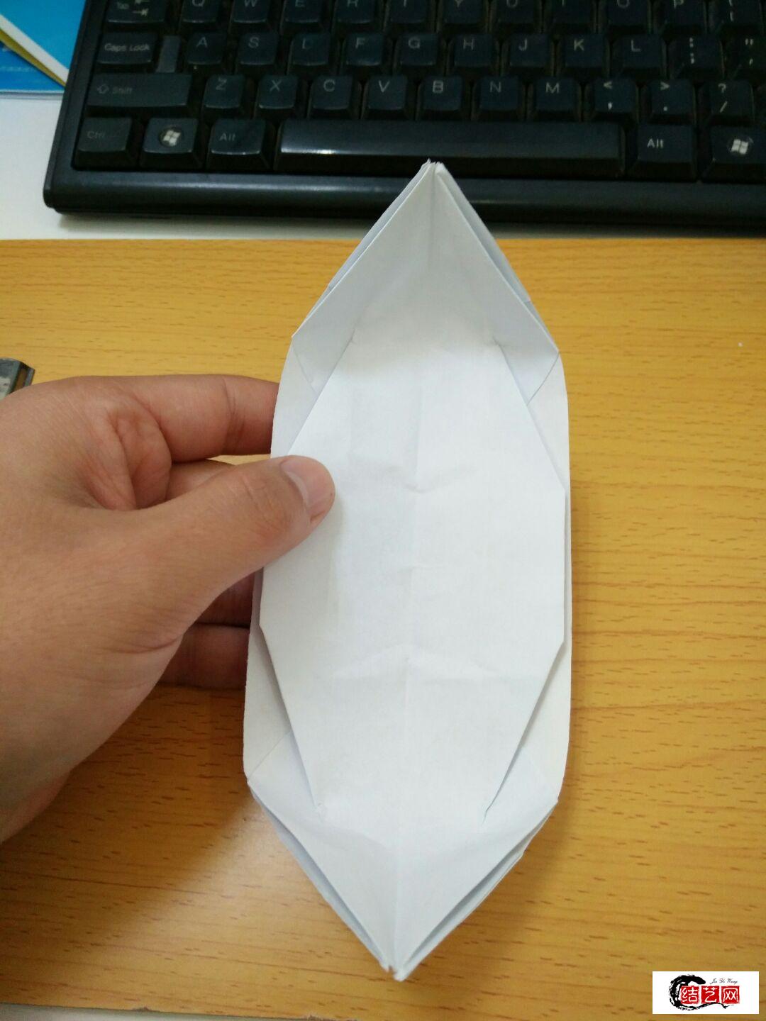 简单又好看纸船的教程图解，儿童手工乌篷船折法步骤