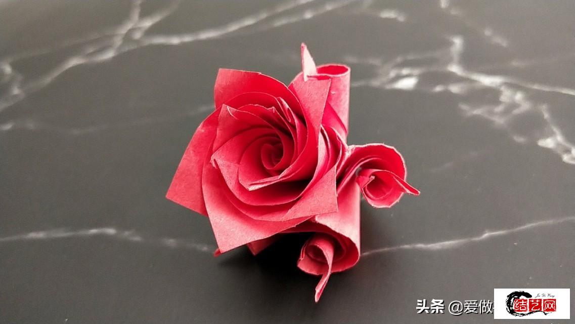 简单又漂亮立体玫瑰折纸步骤,表白玫瑰手工制作教程