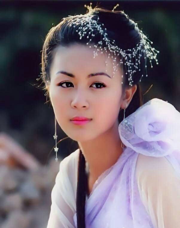 江丽娜年轻时的照片,她为什么也叫唐宁?