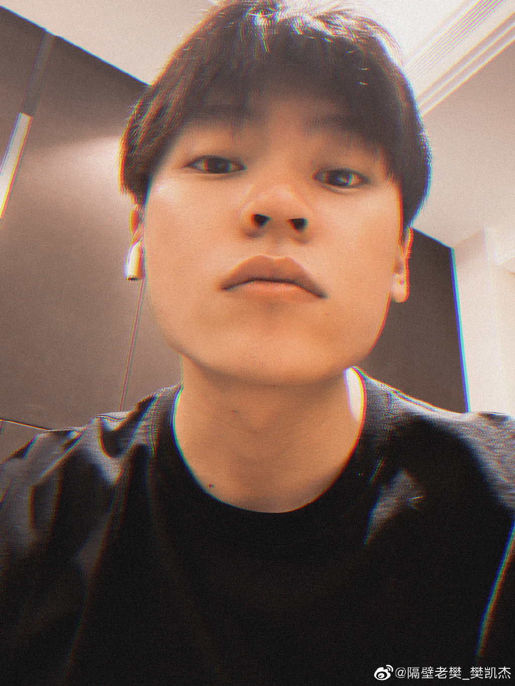 樊凯杰为什么叫隔壁老樊他的双胞胎哥哥樊凯华资料照片