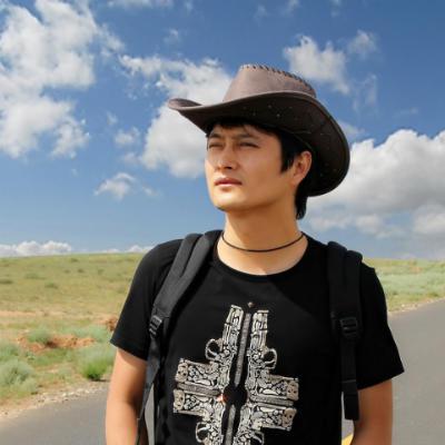 云飞为什么和前妻高月离婚?前妻高月现在的生活状况 本文共(995字)
